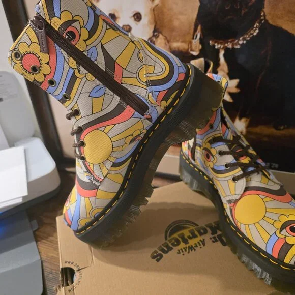 DR. MARTENS JADON RETRO RAY CANVAS PLATFORM 8 EYE SIDE ZIP Women's Size 11 US - Picture 3 of 15